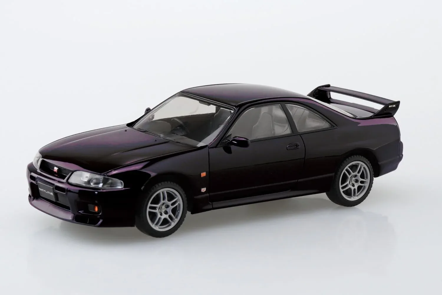 Aoshima Rakupla 1/32 Nissan R33 GT-R Midnight Purple Model Kit - Image 2